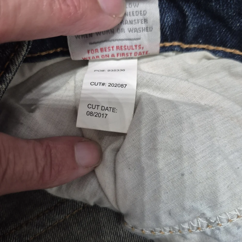 Torrid Women's Blue Distressed Jeans - Picture 5 of 8